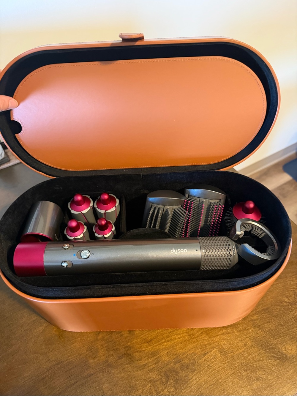 Dyson Airwrap - Picture 11 of 11